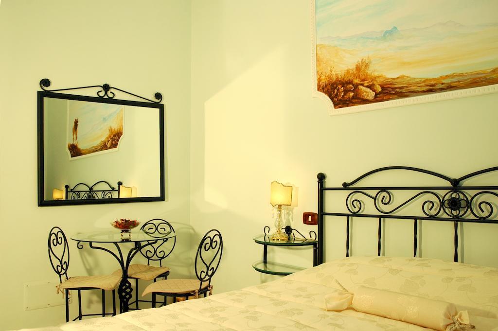 B&B Art Suite Principe Umberto Nápoly Kültér fotó