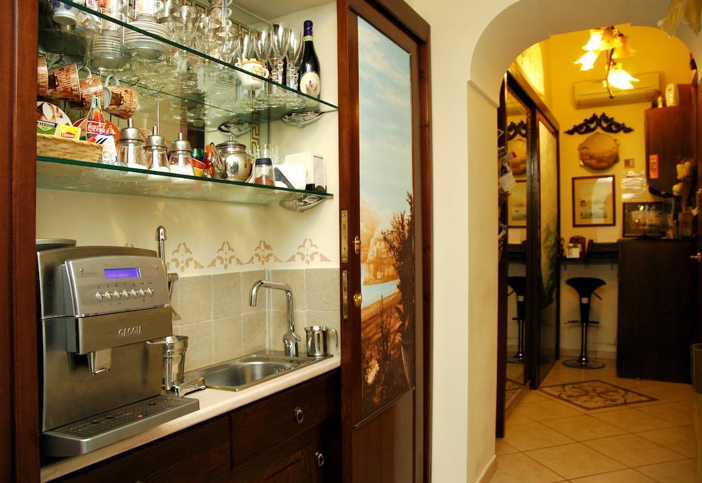 B&B Art Suite Principe Umberto Nápoly Kültér fotó